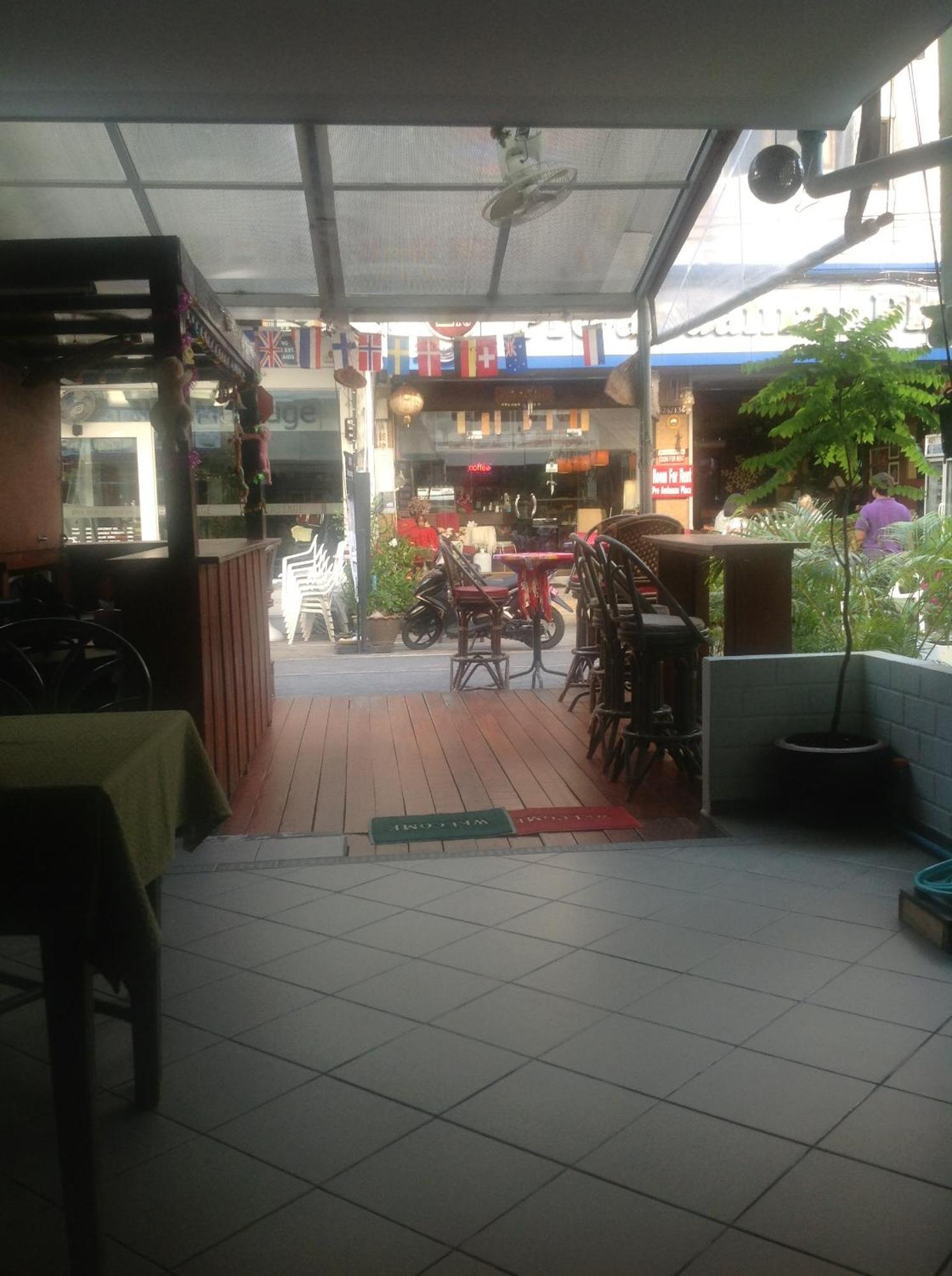 诸穆霍斯酒店 Karon 外观 照片